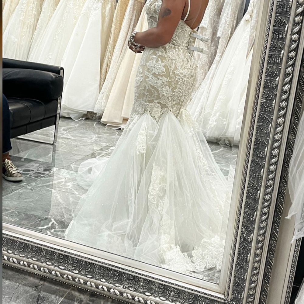 EUC Designer CALLA BLANCHE Wedding Dress - Picture 4 of 7